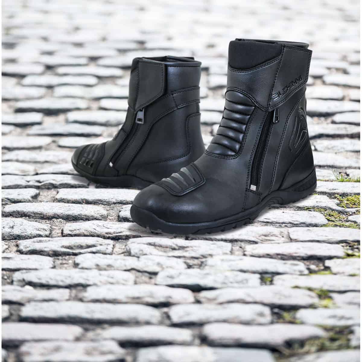 Duchinni Europa Boots Short Waterproof Boots - Black lifestyle