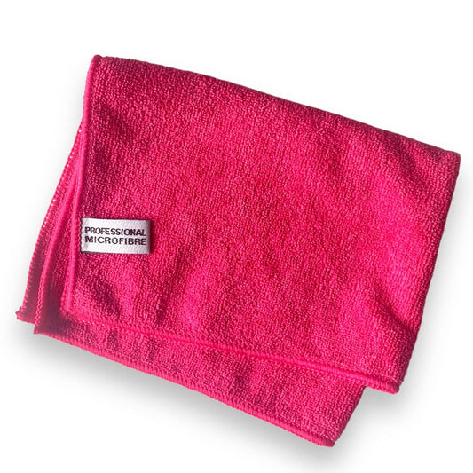 Soft professional microfibre cloth: Ideal for your helmet care