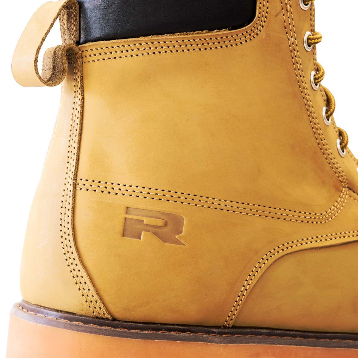 The Richa Calgary Boots are a stylish yet practical choice when it comes to your footwear. They feature a durable 100% leather construction - heel 