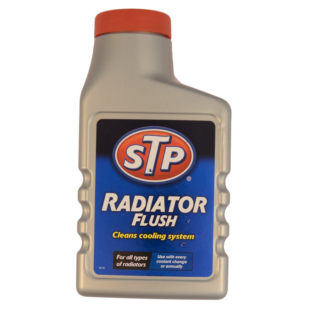 STP Rad Flush - 300ml - Browse our range of Care: Oils & Liquids - getgearedshop 