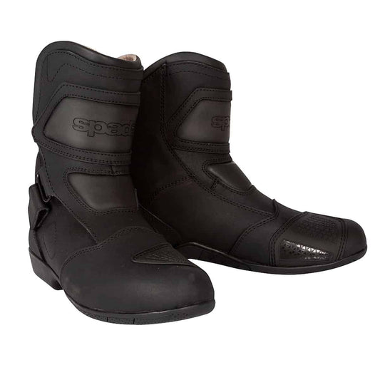 Shorter than the average touring motorcycle boot, the Spada Braker CE WP boots are comfortable and stylish.