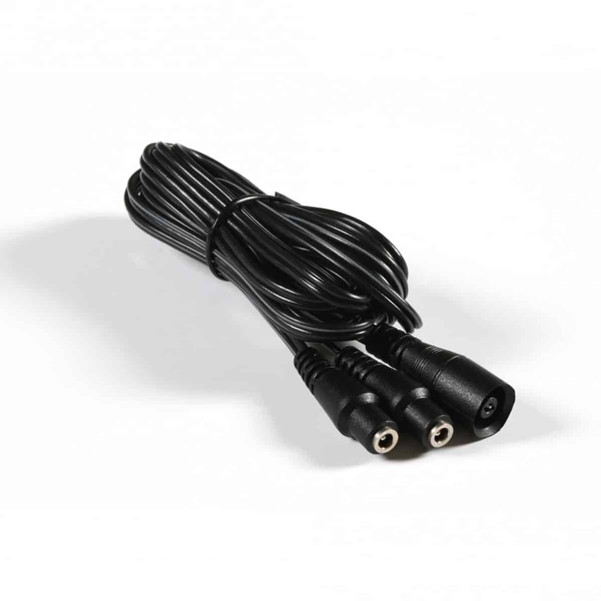 12V extension cable to power Macna heated gloves from the 12V vehicle battery outlet